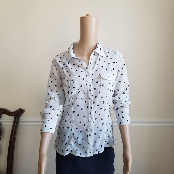 Derek Heart Tops - Derek Heart Collared Button Up Heart Pattern Top M